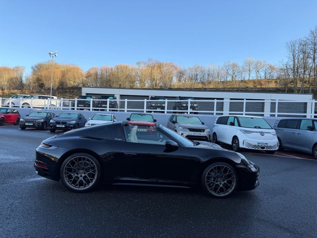 Used Porsche 911 2024 for sale - 77547088: Photo 7