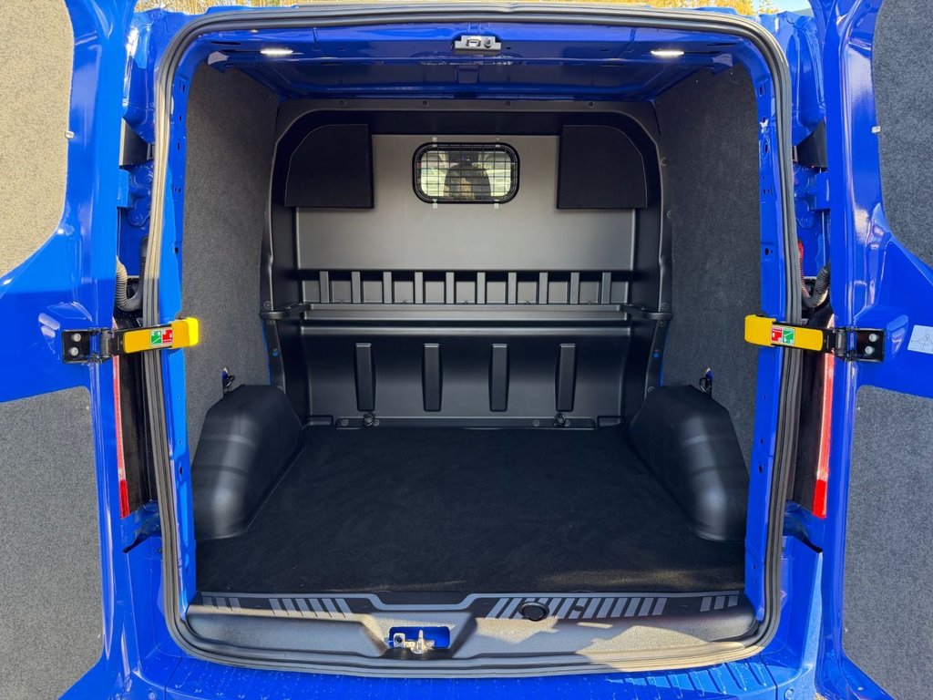 Used Ford Transit Custom 2023 for sale - 76346021: Photo 21