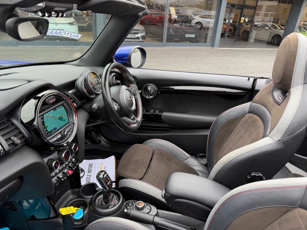 Used MINI Convertible 2021 for sale - 78016792: Photo 18