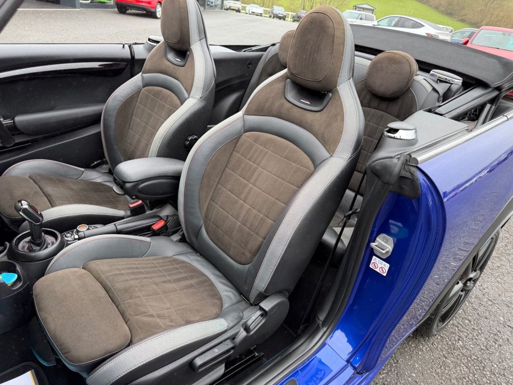 Used MINI Convertible 2021 for sale - 78016792: Photo 20
