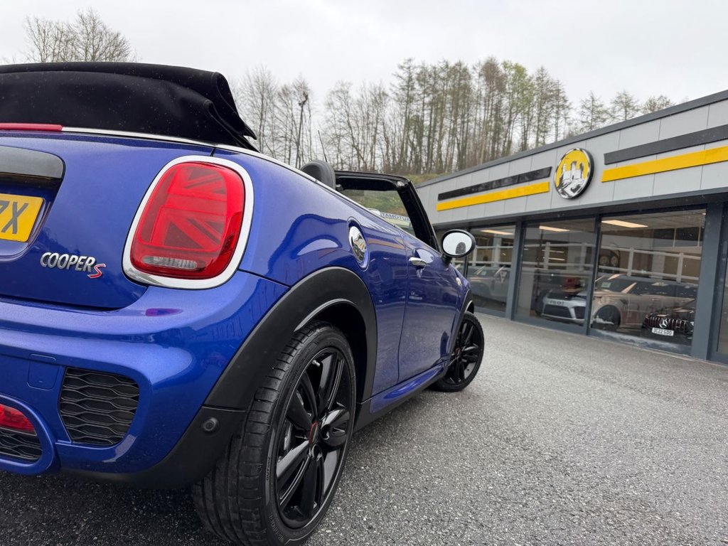 Used MINI Convertible 2021 for sale - 78016792: Photo 31