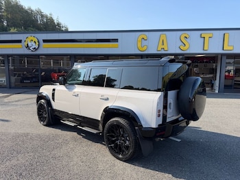 Used Land Rover Defender 110 2026 for sale - 79244644: Photo