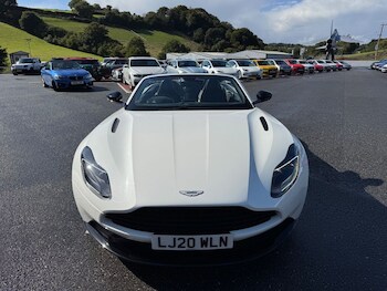 Used Aston Martin DB11 2020 for sale - 75936610: Photo