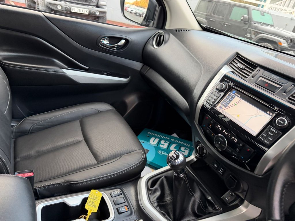 Used Nissan Navara 2018 for sale - 77200025: Photo 11