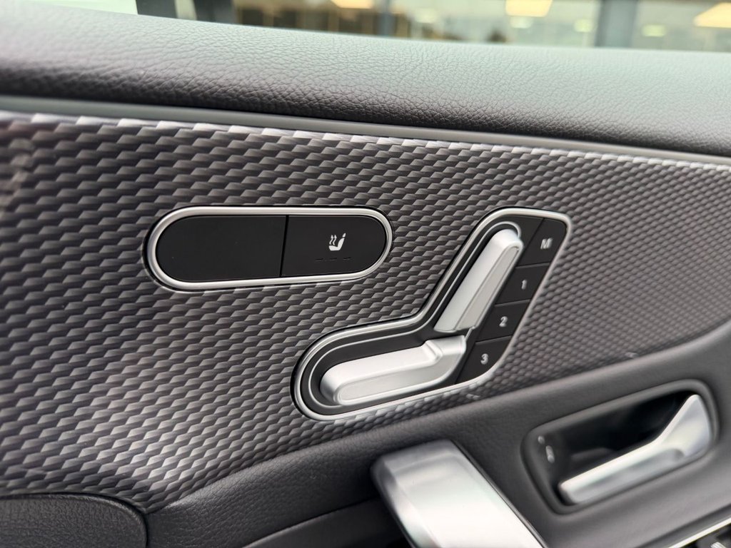 Used Mercedes-Benz A-Class 2019 for sale - 76470599: Photo 42