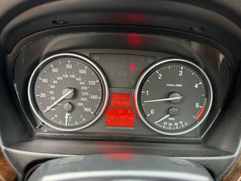 Used BMW 3 Series 2012 for sale - 77546821: Photo 32