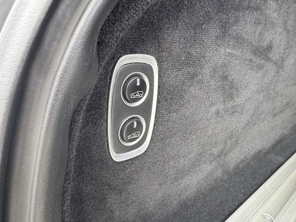 Used Aston Martin DBX 2020 for sale - 76256149: Photo 21