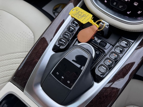 Used Aston Martin DBX 2020 for sale - 76256149: Photo 44