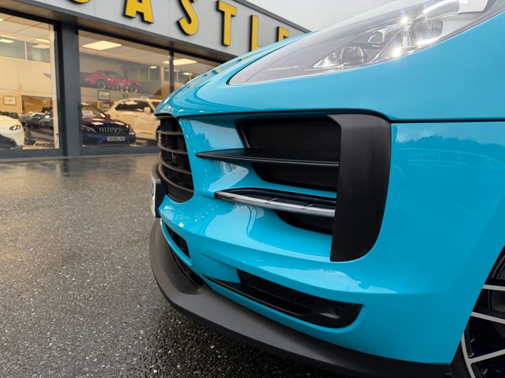 Used Porsche Macan 2018 for sale - 76582215: Photo 31