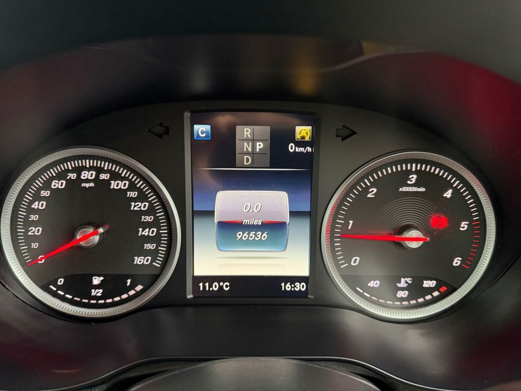 Used Mercedes-Benz GLC 2018 for sale - 77421789: Photo 14