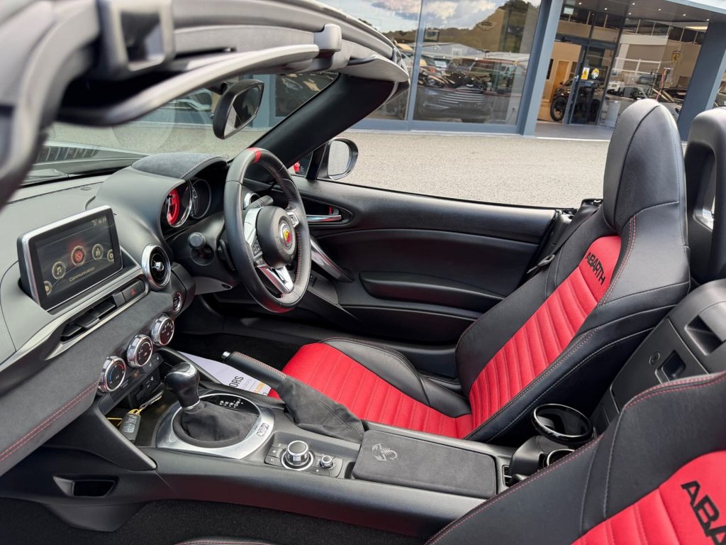 Used Abarth 124 Spider 2018 for sale - 76048448: Photo 17