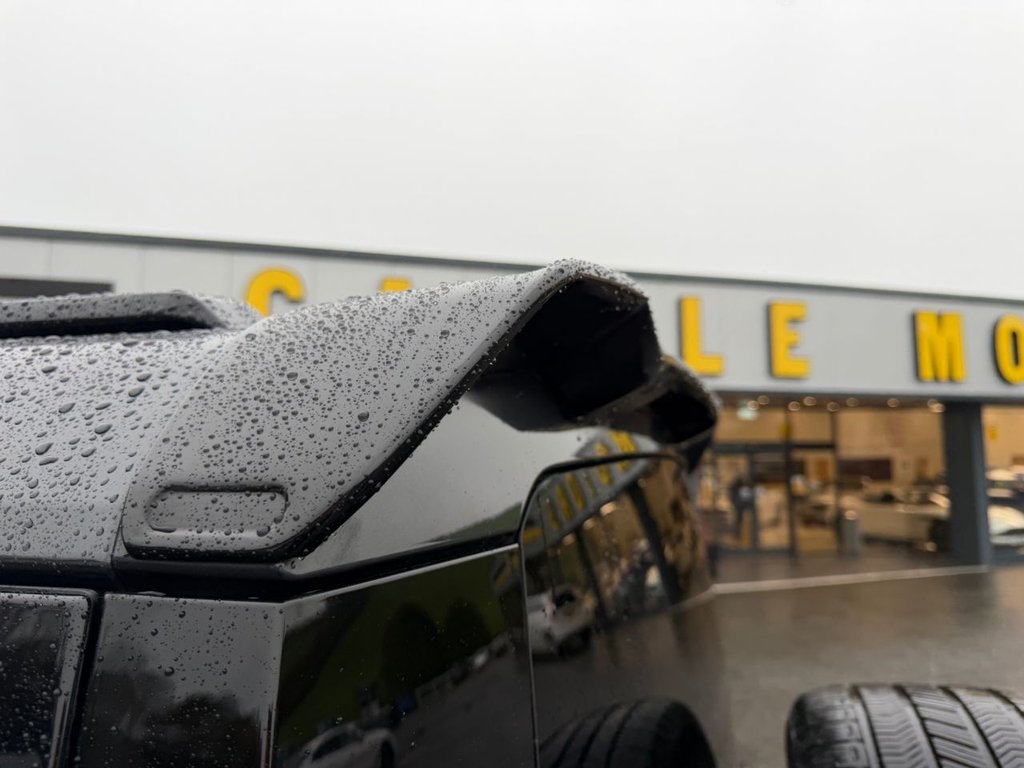 Used Land Rover Defender 2023 for sale - 76469711: Photo 18