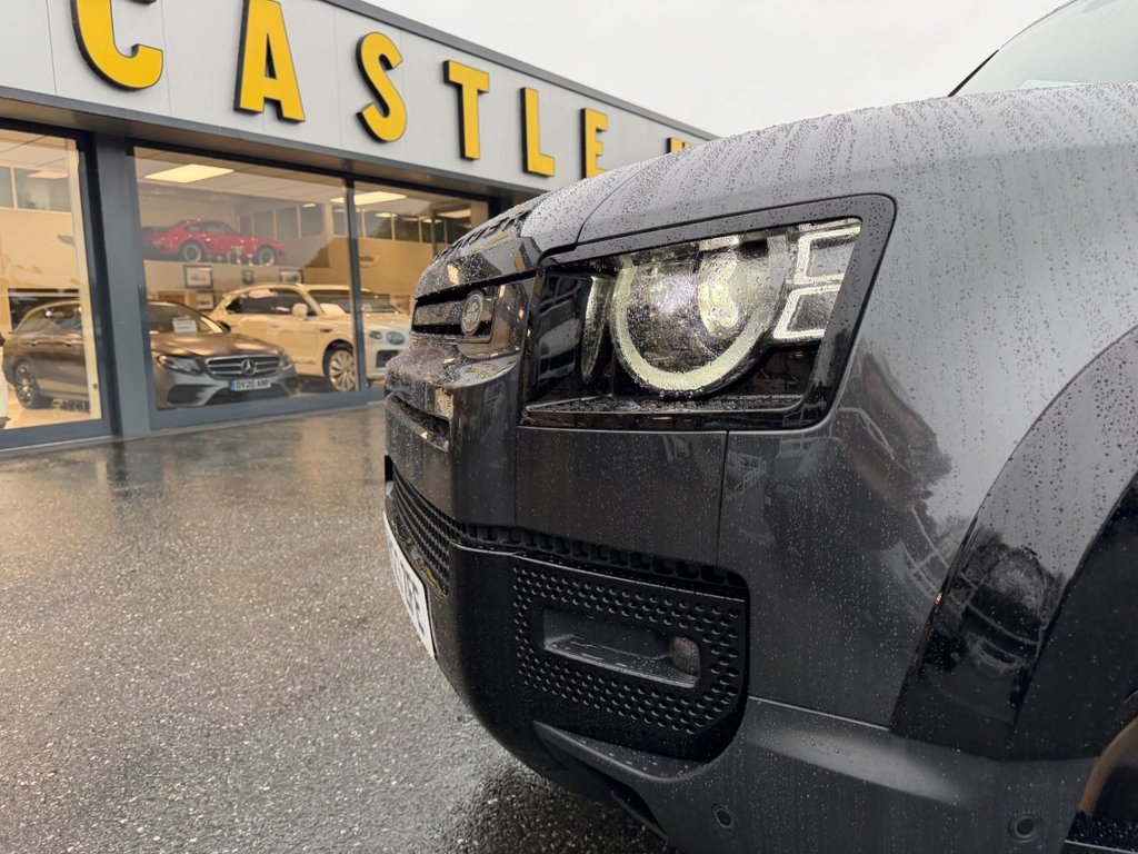 Used Land Rover Defender 2023 for sale - 76469711: Photo 29