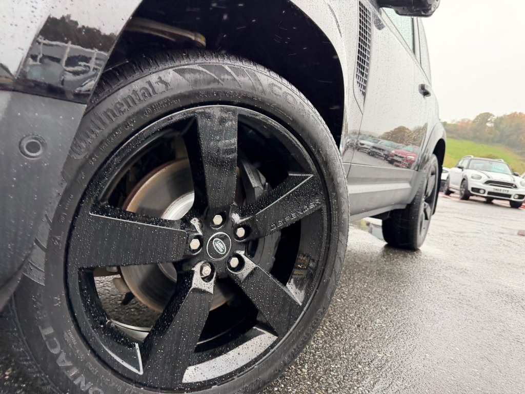 Used Land Rover Defender 2023 for sale - 76469711: Photo 30