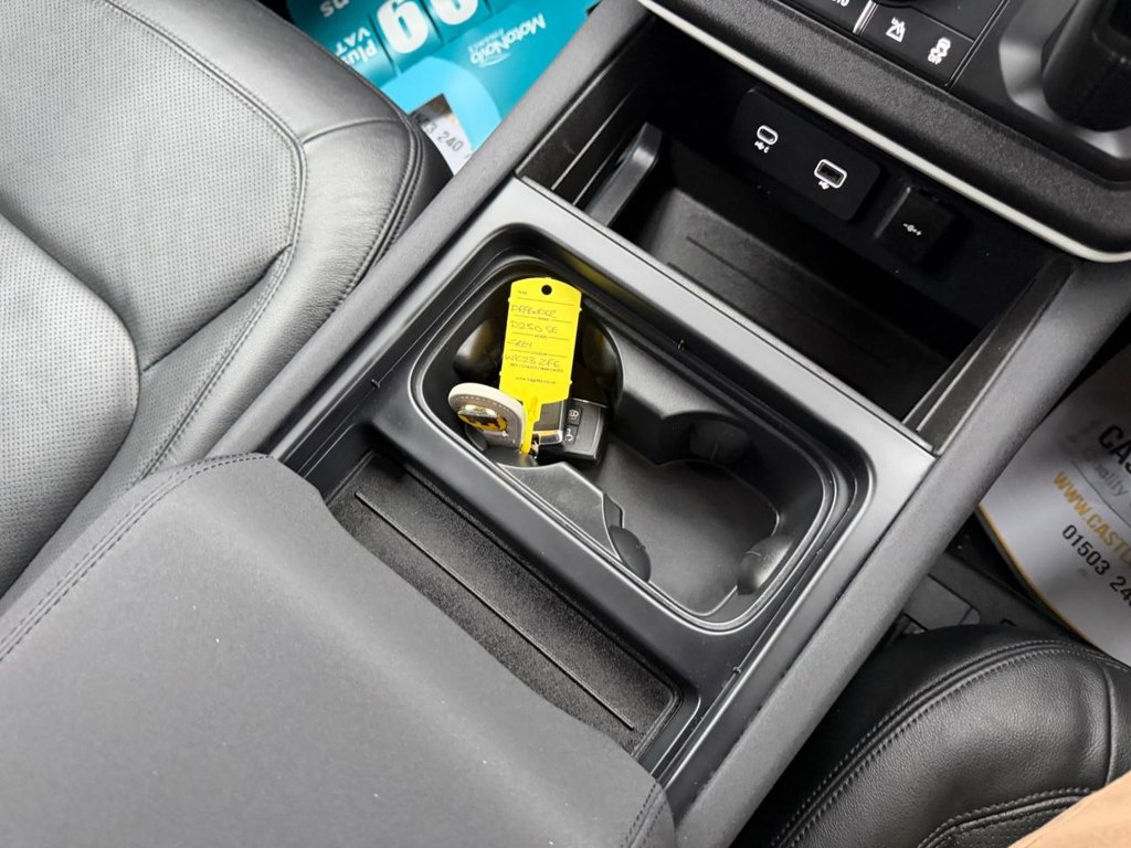 Used Land Rover Defender 2023 for sale - 76469711: Photo 40