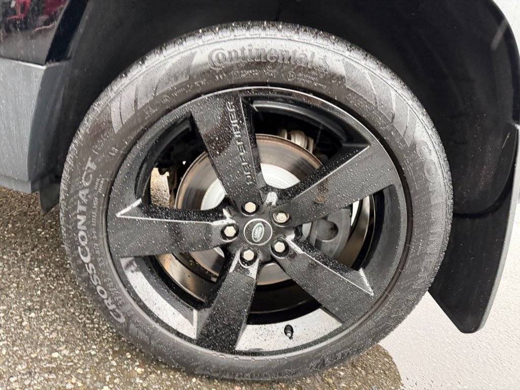 Used Land Rover Defender 2023 for sale - 76469711: Photo 44