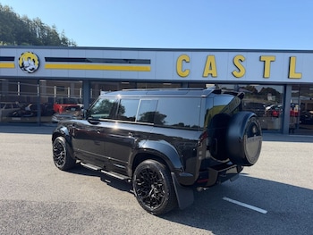 Used Land Rover Defender 110 2026 for sale - 79598510: Photo