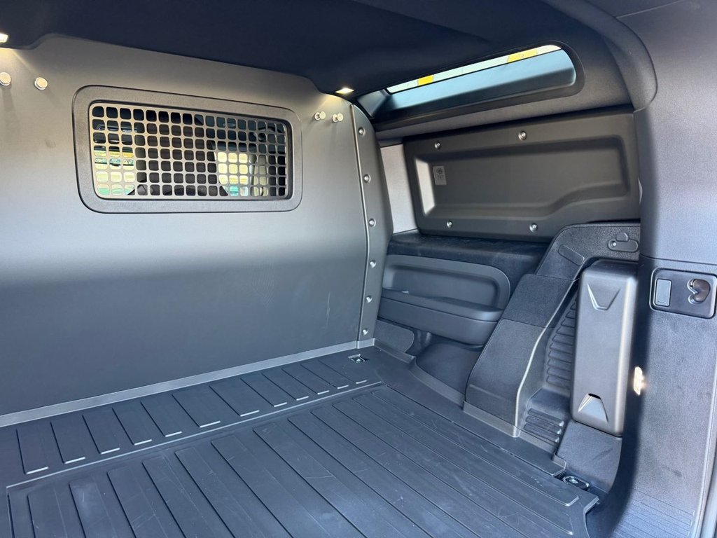 Used Land Rover Defender 2026 for sale - 77383543: Photo 30