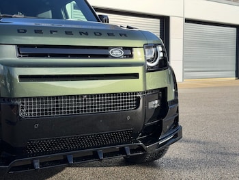 Used Land Rover Defender 2026 for sale - 77383543: Photo