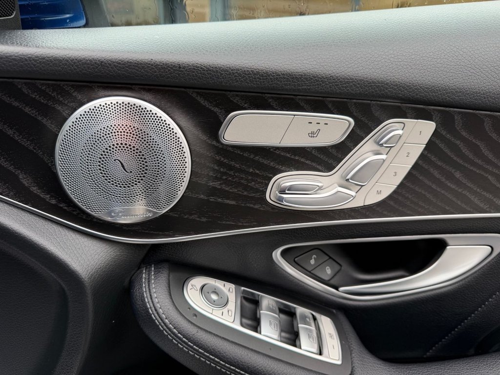 Used Mercedes-Benz GLC 2017 for sale - 77667103: Photo 46