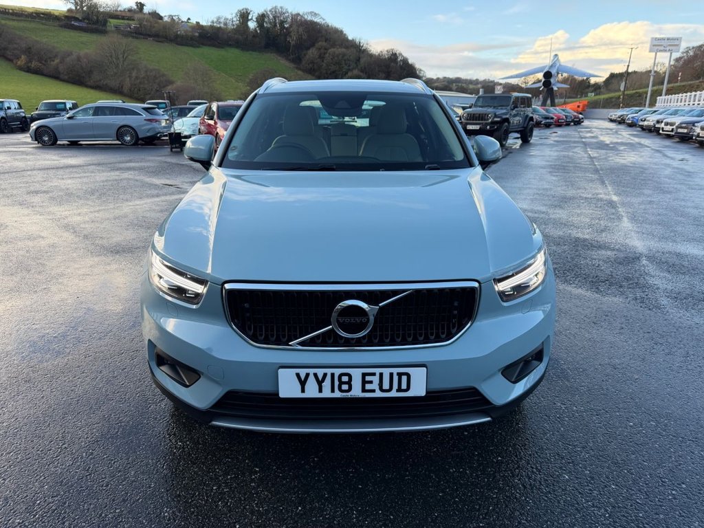 Used Volvo XC40 2018 for sale - 76797710: Photo 2