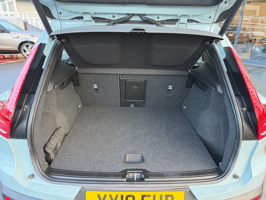 Used Volvo XC40 2018 for sale - 76797710: Photo 26