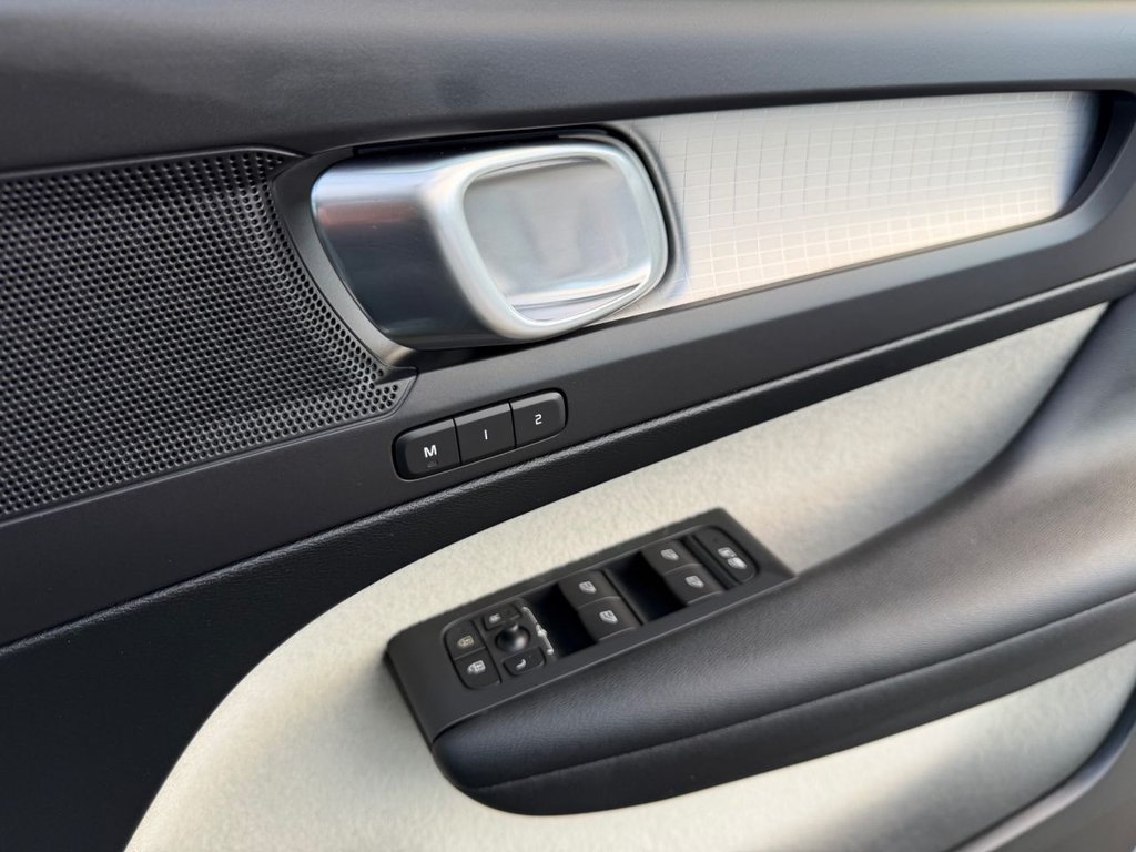 Used Volvo XC40 2018 for sale - 76797710: Photo 45