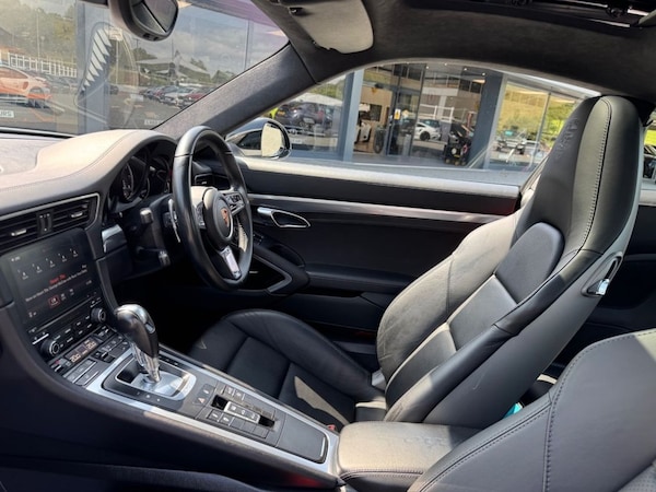 Used Porsche 911 2016 for sale - 75693105: Photo 17