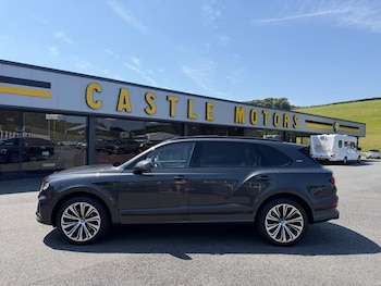Used Bentley Bentayga 2023 for sale - 79196909: Photo