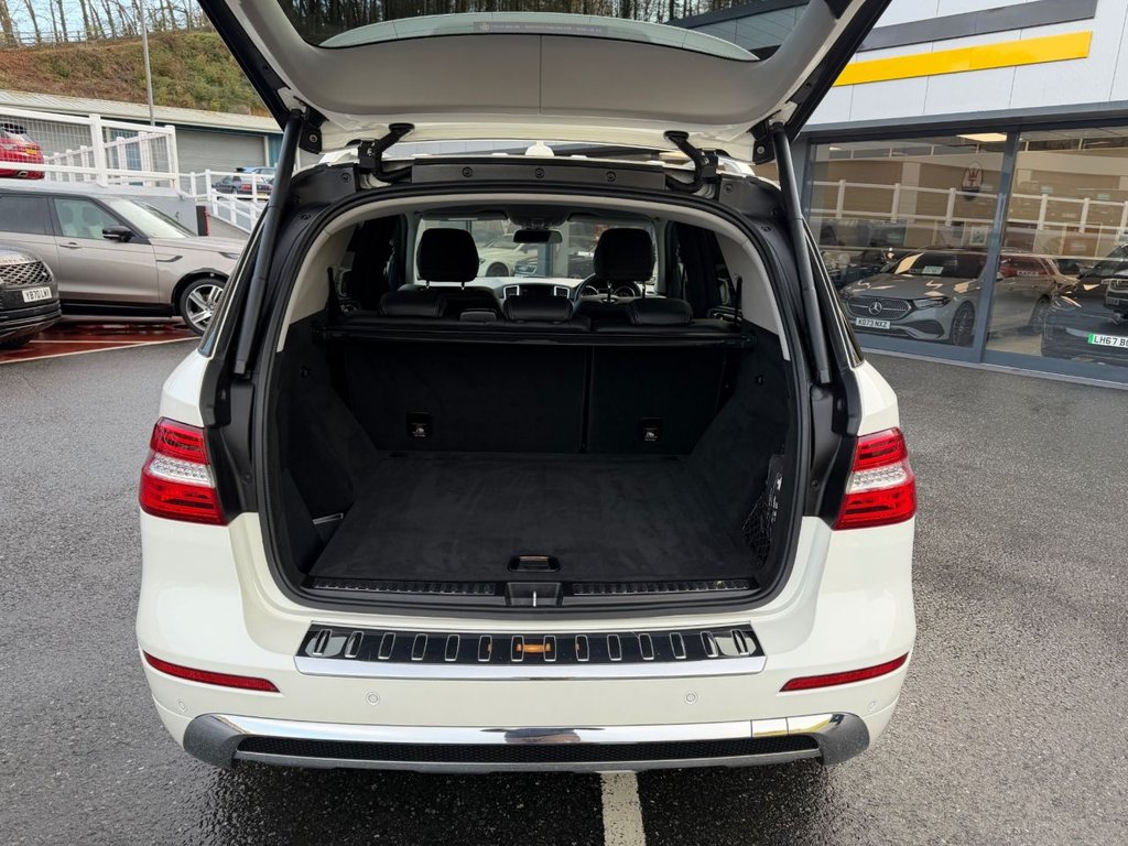 Used Mercedes-Benz M Class 2012 for sale - 76617183: Photo 17