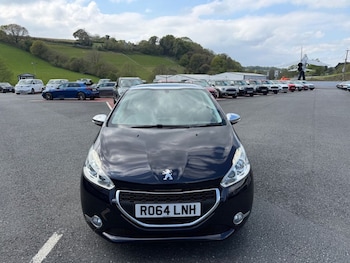 Used Peugeot 208 2014 for sale - 78414546: Photo