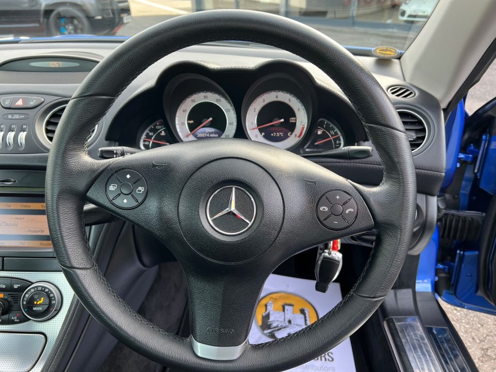 Used Mercedes-Benz SL 2008 for sale - 76950762: Photo 13