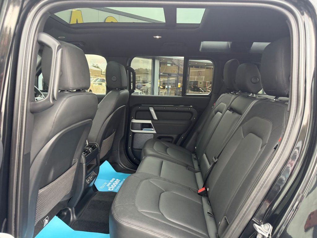 Used Land Rover Defender 2023 for sale - 76429744: Photo 20