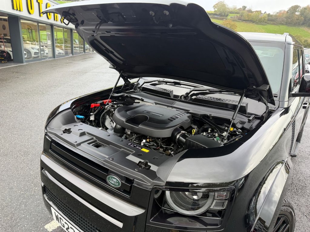 Used Land Rover Defender 2023 for sale - 76429744: Photo 25