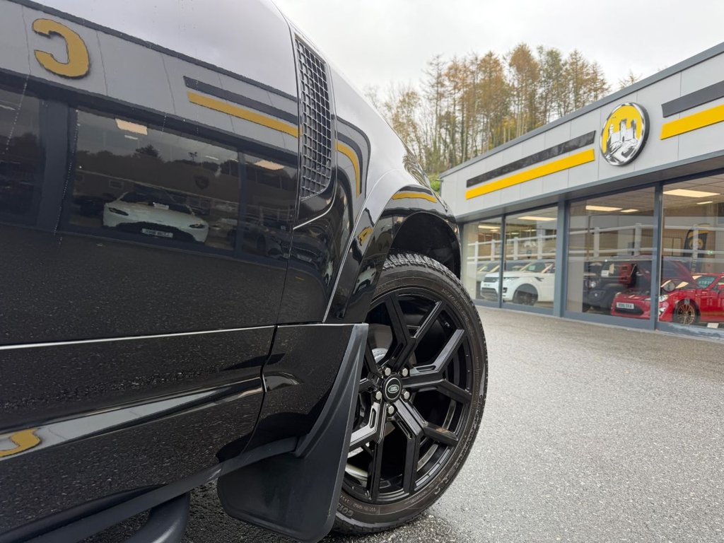 Used Land Rover Defender 2023 for sale - 76429744: Photo 27