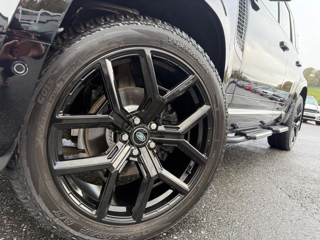 Used Land Rover Defender 2023 for sale - 76429744: Photo 31