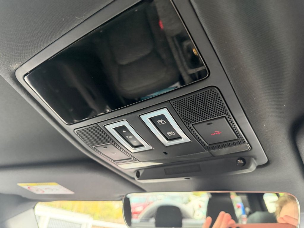 Used Land Rover Defender 2023 for sale - 76429744: Photo 43