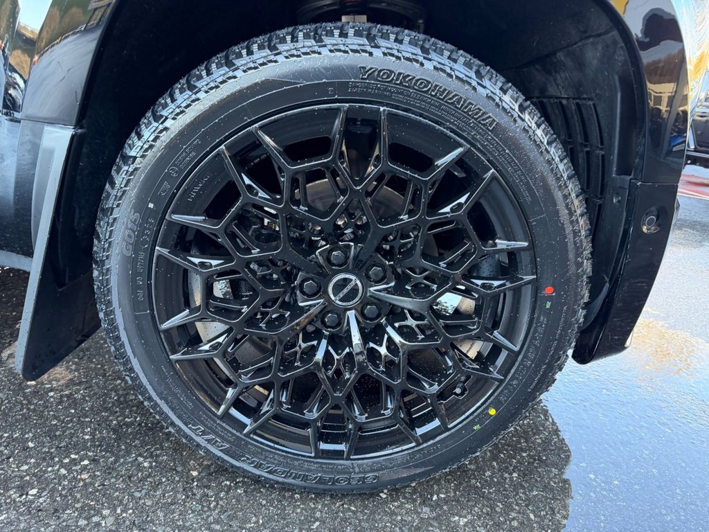 Used Land Rover Defender 2025 for sale - 76686594: Photo 8