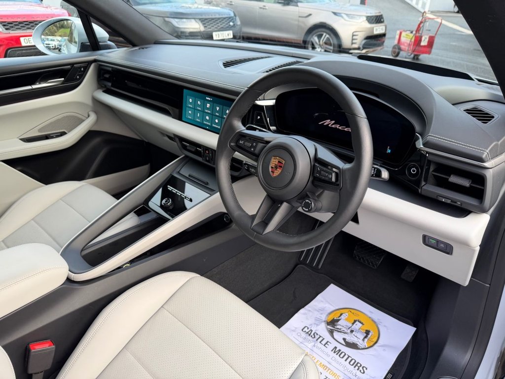 Used Porsche Macan 2024 for sale - 76841634: Photo 10