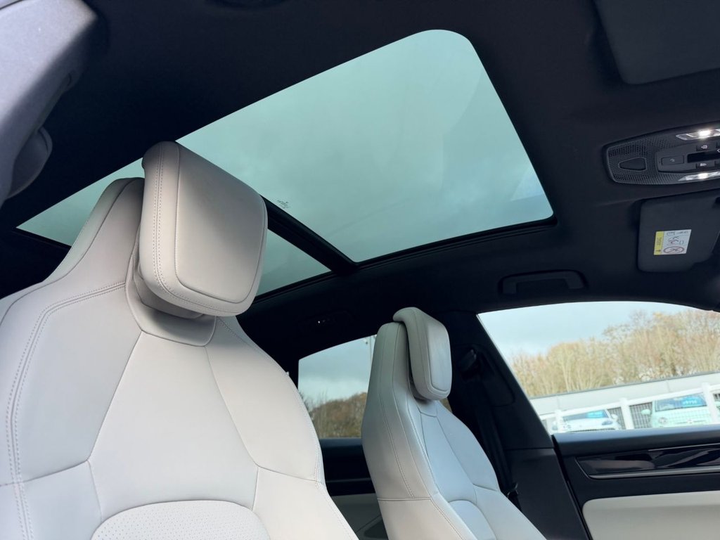 Used Porsche Macan 2024 for sale - 76841634: Photo 12