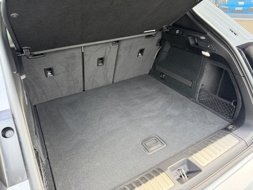 Used Porsche Macan 2024 for sale - 76841634: Photo 26