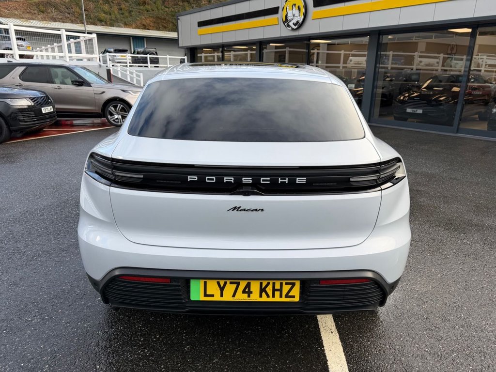 Used Porsche Macan 2024 for sale - 76841634: Photo 6