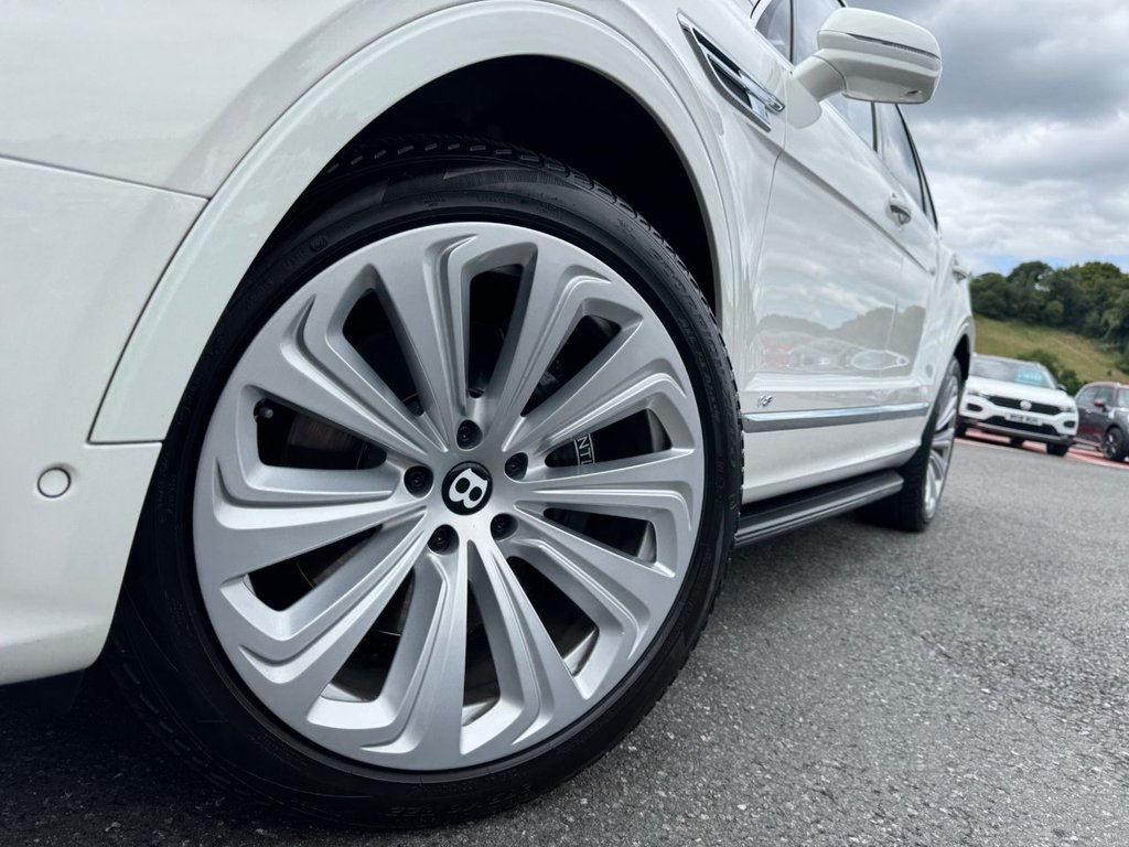 Used Bentley Bentayga 2020 for sale - 76396431: Photo 31