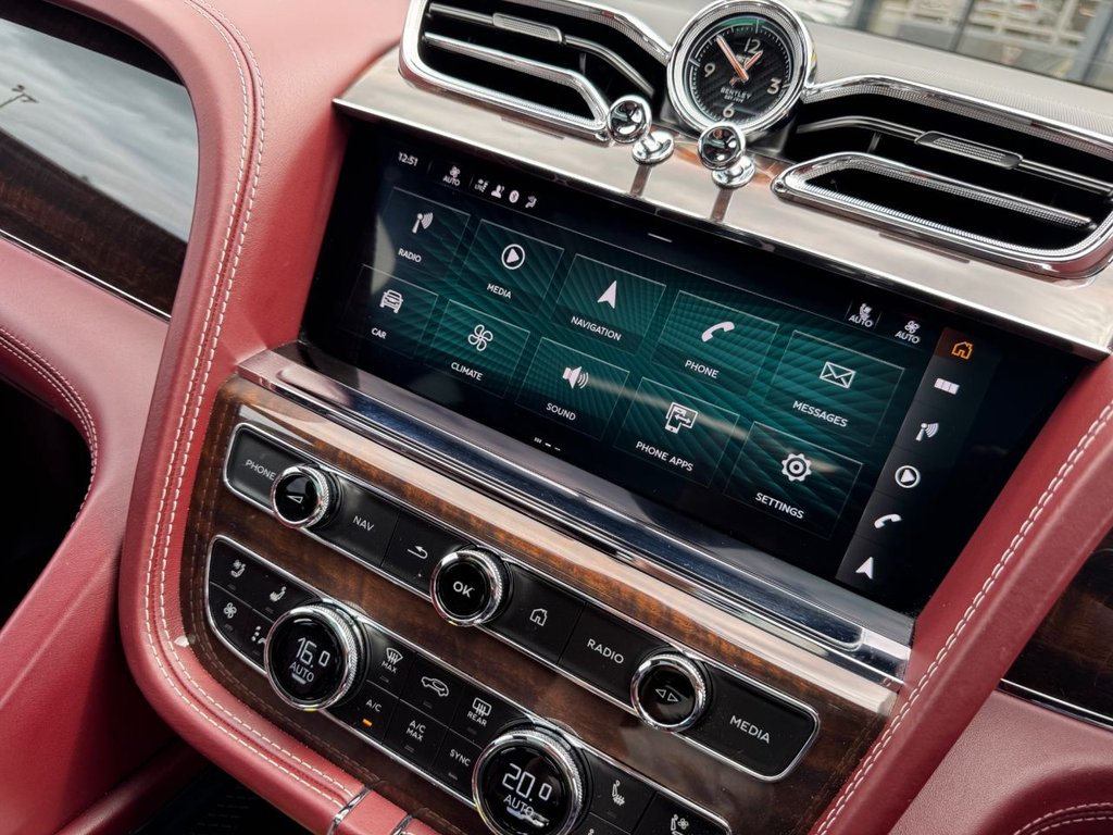 Used Bentley Bentayga 2020 for sale - 76396431: Photo 39