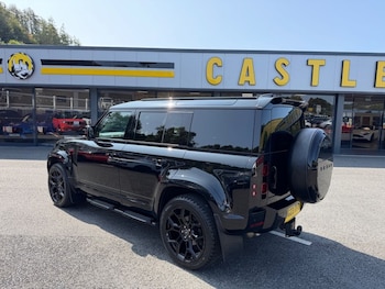 Used Land Rover Defender 2023 for sale - 79275798: Photo