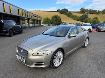 Used Jaguar XJ 2010 for sale - 79461793: Photo