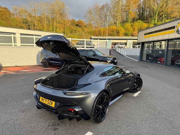Used Aston Martin Vantage 2021 for sale - 76210822: Photo 14