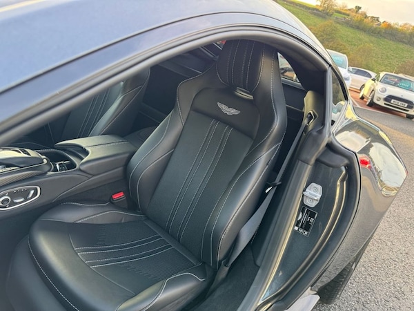 Used Aston Martin Vantage 2021 for sale - 76210822: Photo 20