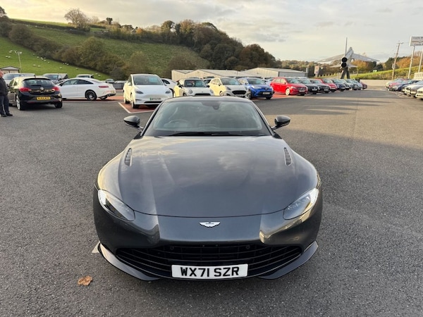 Used Aston Martin Vantage 2021 for sale - 76210822: Photo 2