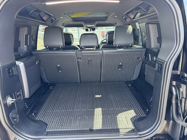 Used Land Rover Defender 2022 for sale - 74516820: Photo 26